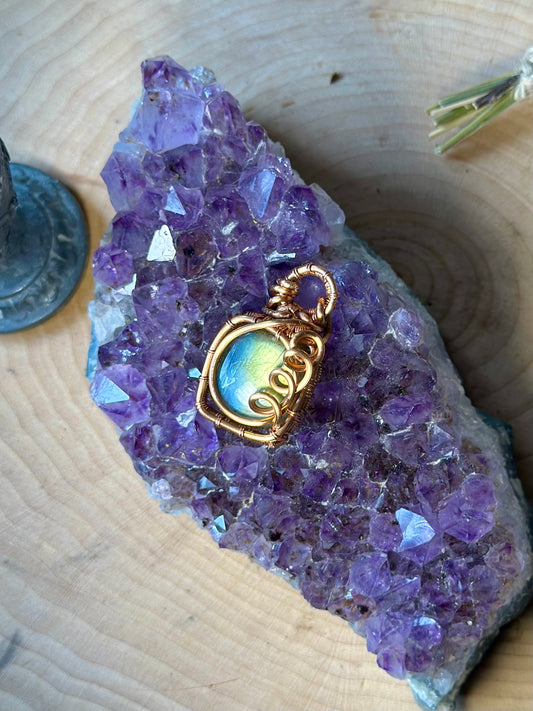 Labradorite Loops